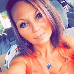 Meet your Posher, Frances